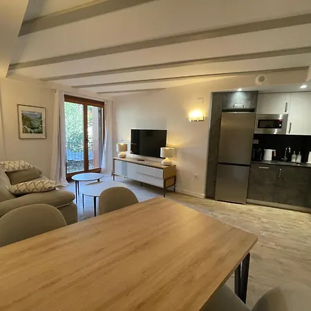 Villmor - B23 - Corazon Del Casco Apartment Benasque
